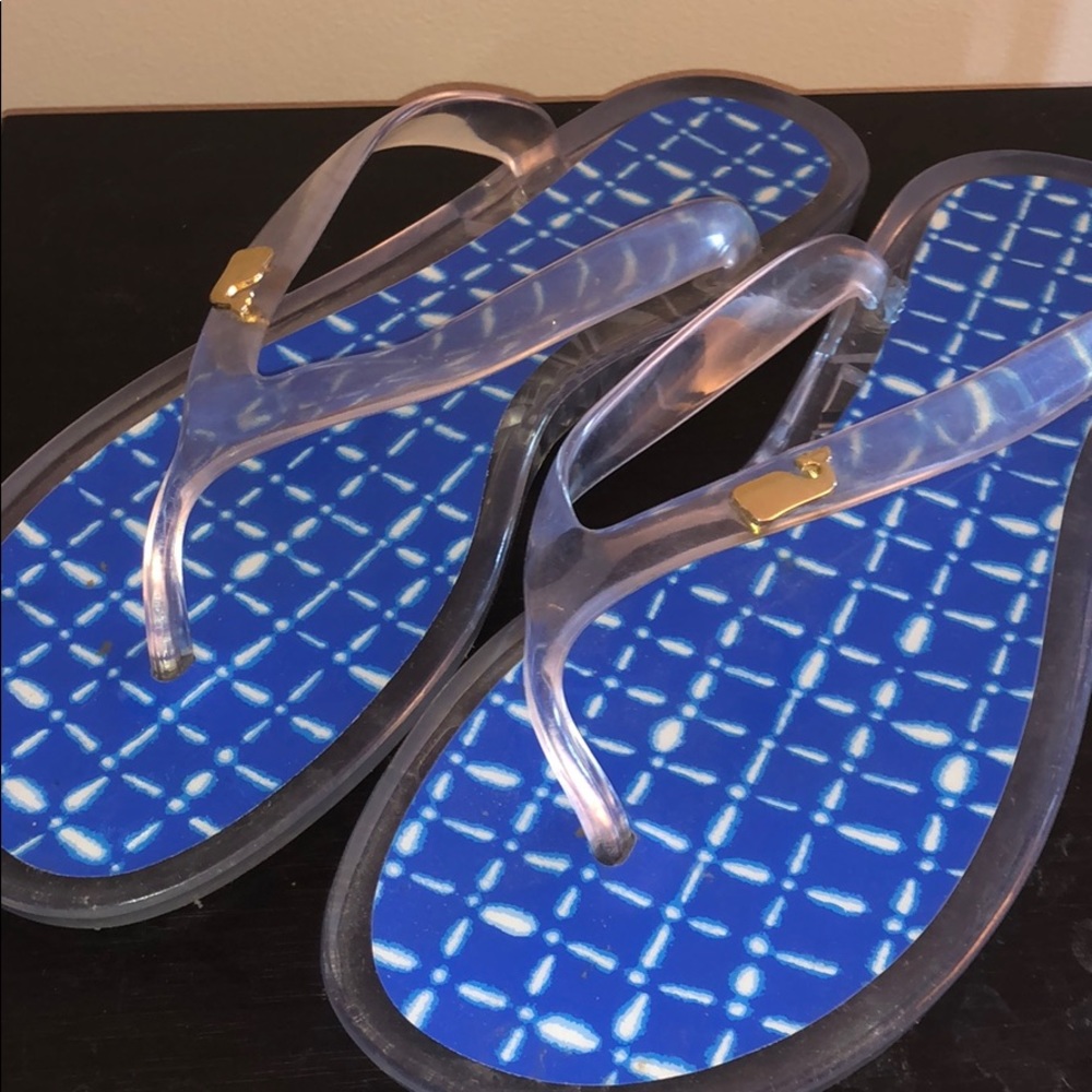 🐳Vineyard Vines Flip Flops🐳